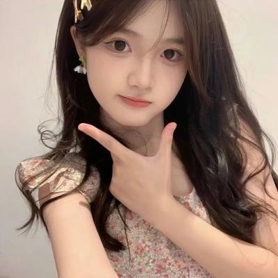 夜色中的她
